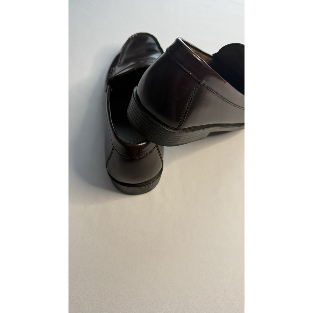Men's Casual Loafers by GH Bass In A Size 10.5D Leather Upper EUC No Box - Picture 3 of 8